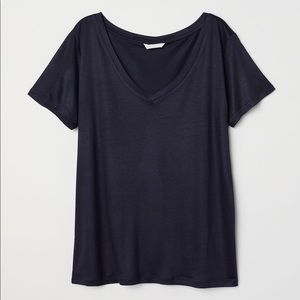 H&M tee